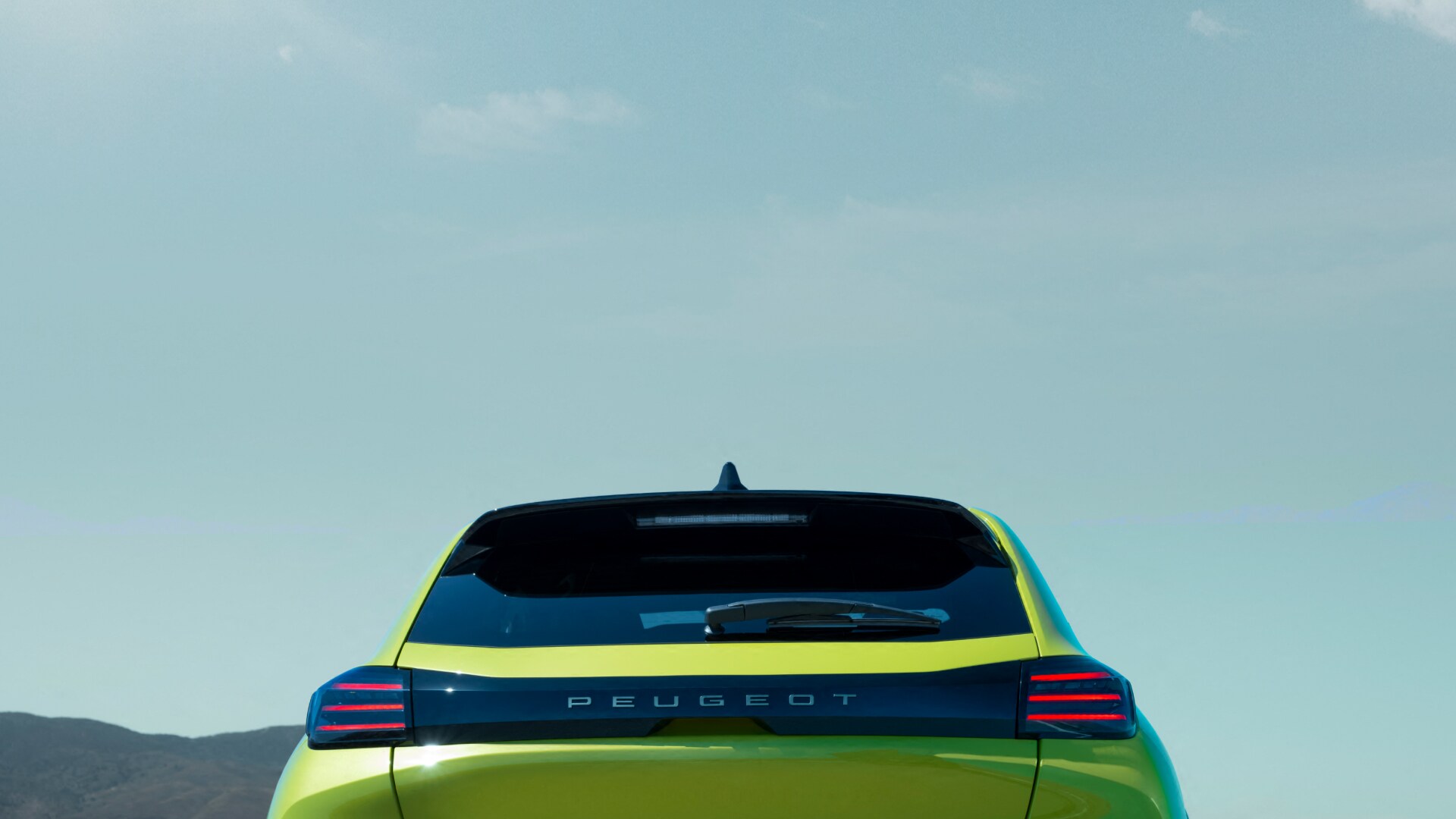 Rear view of the PEUGEOT 208
